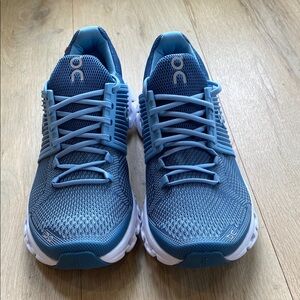 On Cloud  Blue Sneakers